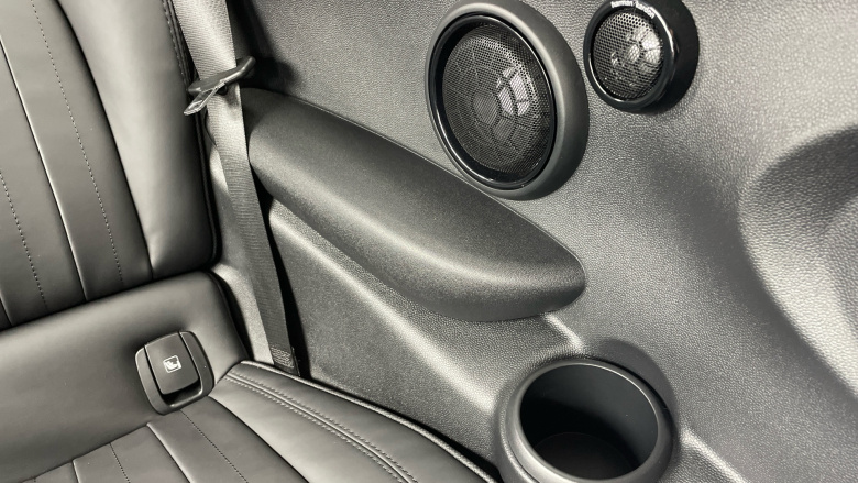 MINI Hatchback 135kW Cooper S Level 3 33kWh 3dr Auto Electric Hatchback